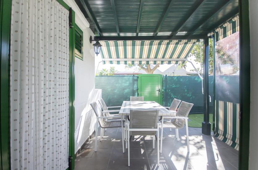 מספאלומס Charming Bungalow With Private Garden מראה חיצוני תמונה